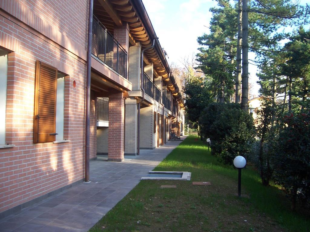 Maison D'Elite Seregno Bagian luar foto
